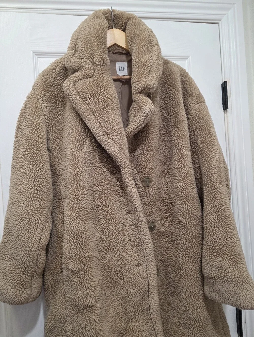 GAP Women's Sherpa Coat in Blonfe - Cozy Oversized Button Jacket, Size Large